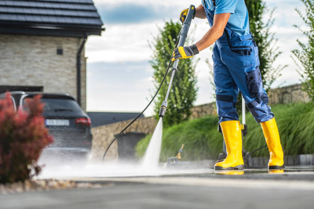 Post-Construction Pressure Washing in Pine Island, TX
